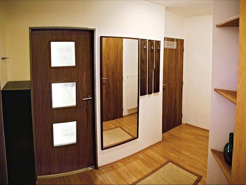 Apartment Pod Sychrovem Prag Rum bild